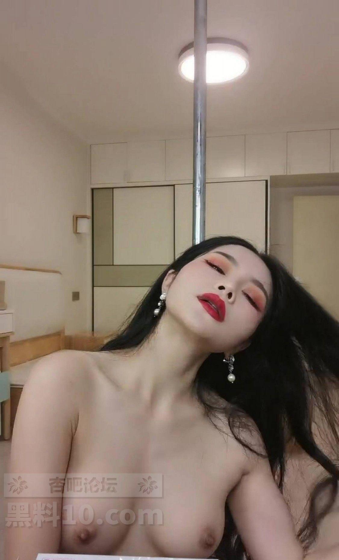 0c9e10cbff44764e0b6b4ff6d48caeb4.jpg